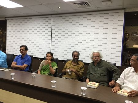 ന്യൂനപക്ഷ സംസ്‌കാരം മിക്ക രാജ്യങ്ങളിലും പ്രതിസന്ധിയിലൂടെ കടന്നു പോകുന്നു; കവി ചേരന്‍ രുദ്രമൂര്‍ത്തി