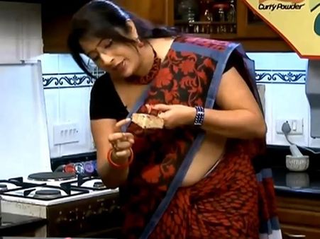 എസ്എഫ്‌ഐയുടെ 90 ശതമാനം ആവശ്യങ്ങളും ലക്ഷ്മി നായര്‍ സമ്മതിച്ചു, ഇതാ... പരിഹാസപ്പെരുമഴ തുടരുന്നു!