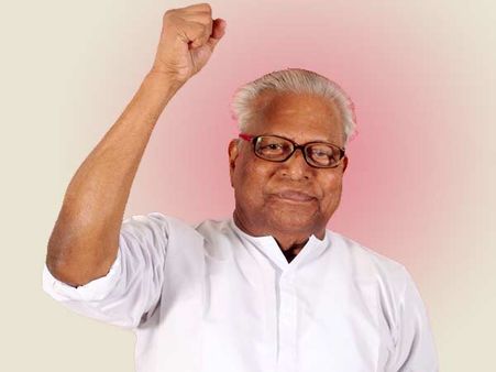 വിഎസിനെ മൂലക്കിരുത്തി പിണറായി; കിട്ടിയത് പദവി മാത്രം, ശമ്പളമില്ല, പരാതി പറഞ്ഞിട്ടും കാര്യമില്ല...