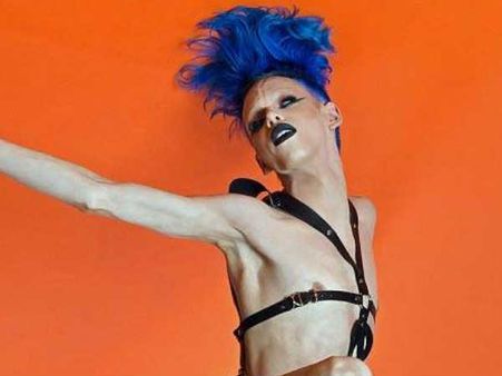 മുലക്കണ്ണുകളും ലിംഗവും ലക്ഷങ്ങള്‍ മുടക്കി ഛേദിക്കും..! ഇതുവരെ നൂറിലധികം പ്ലാസ്റ്റിക് സര്‍ജറികള്‍..!