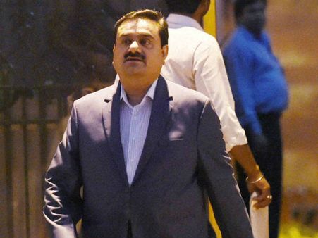 ഓസ്‌ട്രേലിയയിലെ കല്‍ക്കരി ഖനനം നിര്‍ത്തണമെന്ന് അദാനി ഗ്രൂപ്പിനോട് ഇതിഹാസ താരങ്ങള്‍