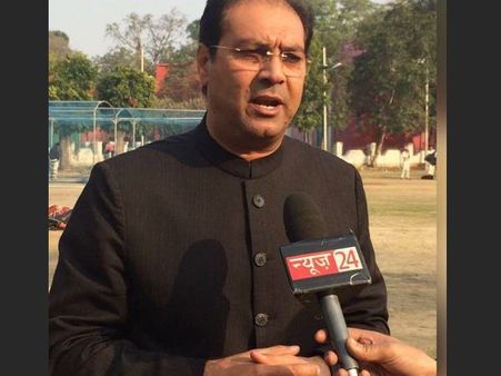 ക്രിക്കറ്റില്‍ നിന്ന് രാഷ്ട്രീയത്തിലേയ്ക്ക്!! മുഹ്‌സിന്‍ റാസ ഇനി മുസ്ലിം ശബ്ദം