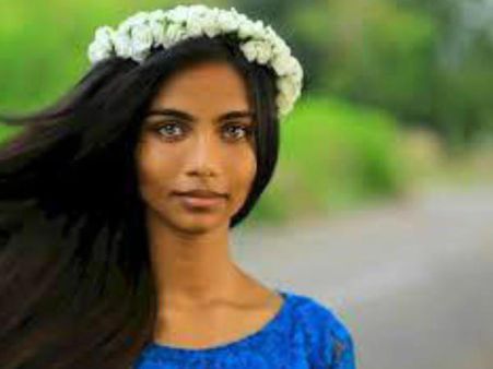 മെഡിക്കൽ വിദ്യാത്ഥിനിയായ മോഡൽ ആത്മഹത്യ ചെയ്തു !!! വോഗ് മാഗസിന്റെ മുഖചിത്രം ഓർമ്മയായി...