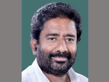 ശിവസേന എംപി വീണ്ടും വിവാദത്തില്‍; പേരിലുള്ളത് എട്ട് ക്രിമിനല്‍ കേസുകള്‍!!