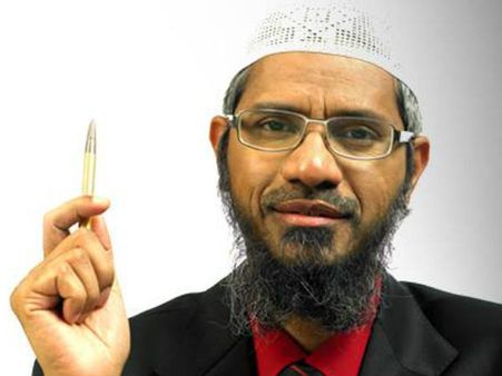 എന്റെ മകനെ സ്വാധീനിച്ചത് ഐആര്‍എസ് മാനേജര്‍; ഐസിസില്‍ ചേര്‍ന്ന യുവാവിന്റെ കുടുംബം നായിക്കിനെതിരെ!!