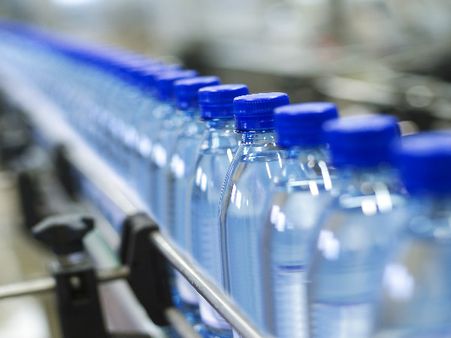 നിർദേശം ലംഘിച്ചാല്‍ കടുത്ത നടപടി:കുപ്പിവെള്ള കൊള്ളയ്ക്കെതിരെ സർക്കാർ,മൾട്ടിപ്ലക്സുകൾക്കും താക്കീത്