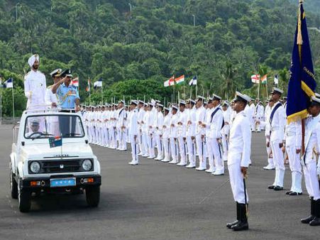 ഏഴിമല നാവിക അക്കാദമിയിൽ കേഡറ്റ് ആത്മഹത്യ ചെയ്തു !! മാനസിക സമ്മർദ്ദമെന്ന് ആരോപണം
