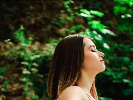 ഉന്‍മേഷം നേടാന്‍ പുതിയ വഴി, ജപ്പാന്‍കാരുടെ 'കാട്ടുകുളി' ഇനിമുതല്‍ ബംഗലൂരുവിലും!!!