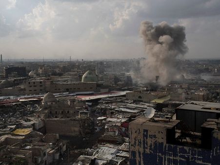 ഇറാഖില്‍ അമേരിക്ക ഒറ്റ ആക്രമണത്തില്‍ കൊന്ന് തള്ളിയത് 105 സാധാരണക്കാരെ; രണ്ട് ഭീകരരെ കൊല്ലാന്‍!!!