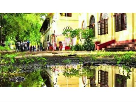 മഹാരാജാസില്‍ നിന്ന് ആയുധങ്ങള്‍ കണ്ടെത്തിയ സംഭവം, രണ്ട് വിദ്യാര്‍ത്ഥികളെ പോലീസ് ചോദ്യം ചെയ്തു