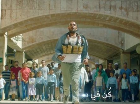 സ്നേഹമുള്ള ഹൃദയങ്ങളിൽ മാത്രമേ ദൈവം ജീവിക്കുകയുള്ളൂ!!! ചവേറിന്റെ മനസുമാറ്റിയ ഗാനം വൈറലാകുന്നു!!