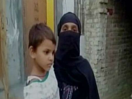 ഇനിയും നീതി നിഷേധിച്ചാല്‍ !!! ഹിന്ദുമതം!!! അല്ലെങ്കില്‍ അത്മഹത്യ !!! തലാഖ് ഇര