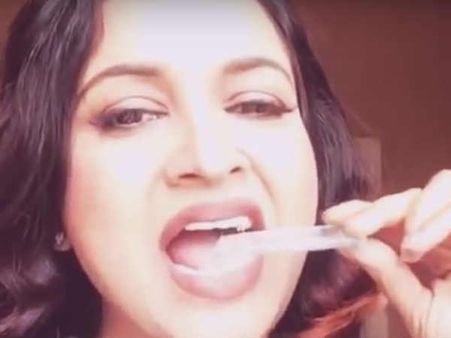 ഗ്ലാസ്സ് തിന്നുന്ന ലെന..!! അതിഭീകരി തന്നെ..! പക്ഷേ ട്രോളന്മാര്‍ ചമ്മി..!! ഇതാണ് കാരണം..വീഡിയോ..!