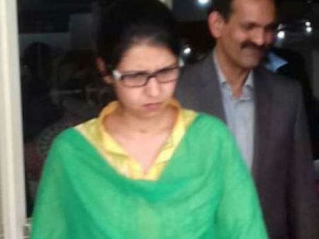 ഇന്ത്യയുടെ പുത്രിക്ക് സ്വാഗതം!!! ഉസ്മ പാകിസ്താനില്‍ നിന്നു തിരിച്ചെത്തി!!!