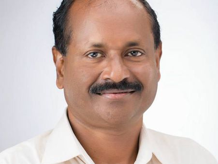 കാരായി രാജന് നീതി തേടി മകൾ; കാരായിമാരെ സ്വതന്ത്രരാക്കണം, മേഘയുടെ എഫ്ബി പോസ്റ്റ് വൈറൽ!