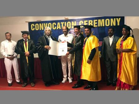 അമാനുല്ല വടക്കാങ്ങരക്ക് അമേരിക്കന്‍ സര്‍വകലാശാലയുടെ ഡിലിറ്റ് ബിരുദം