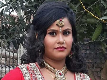 പ്രമുഖ നടി അഞ്ജലിയുടെ ആത്മഹത്യ ദുരൂഹമെന്ന് സുഹൃത്തുക്കള്‍