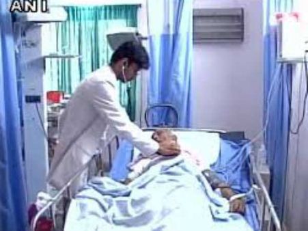 പനിച്ചുതുള്ളി കേരളം!! ഒരു മരണം കൂടി!! വില്ലന്‍ ഡെങ്കിപ്പനി....