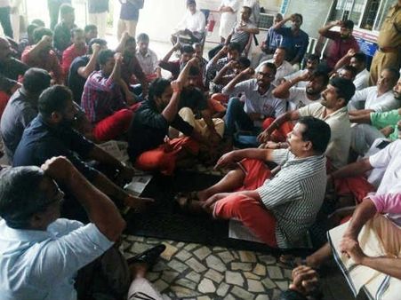 ഇങ്ങനെയുമുണ്ടോ ഡോക്ടർമാർ; ചികിത്സിക്കാൻ ഡോക്ടർ എത്തിയില്ല, ഗർഭിണിക്ക് സംഭവിച്ചത്.....!