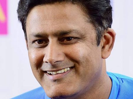 ഇന്ത്യന്‍ ക്രിക്കറ്റ് ടീമിന്റ പരിശീലകനായി അനില്‍ കുംബ്ലെ തുടരും