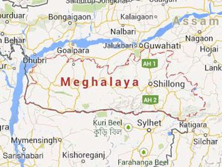 മേഘാലയയില്‍ മണ്ണിടിച്ചില്‍, മൂന്ന് പേര്‍ മരിച്ചു, രണ്ടു പേരെ കാണാനില്ല