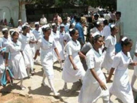 നേഴ്‌സുമാരുടെ സമരം ഒത്തുതീര്‍പ്പില്‍..അടിസ്ഥാന ശമ്പളം 20,000