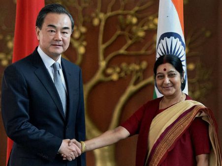 ഇന്ത്യയിലേയ്ക്ക് സഞ്ചരിക്കുന്നവര്‍ക്ക് വിലക്ക്! ചൈന പൗരന്മാര്‍ക്ക് നിര്‍ദേശം നല്‍കി!സത്യം ഇങ്ങനെ