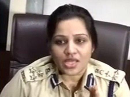 പരപ്പന ജയില്‍ വിവാദം: സര്‍‌വ്വീസ് ചട്ടങ്ങള്‍ ലംഘിച്ചിട്ടില്ലെന്ന് ഡിഐജി രൂപ, ഇനി!!