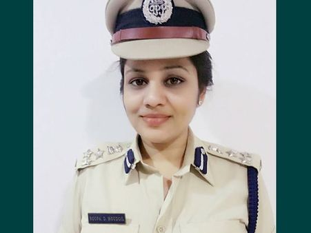 പരപ്പന ജയിലിലെ കള്ളക്കളി തുറന്നു കാട്ടി, വനിതാ ഡിഐജിയ്ക്ക് സ്ഥലം മാറ്റം, സര്‍ക്കാര്‍ പകതീര്‍ത്തു!!