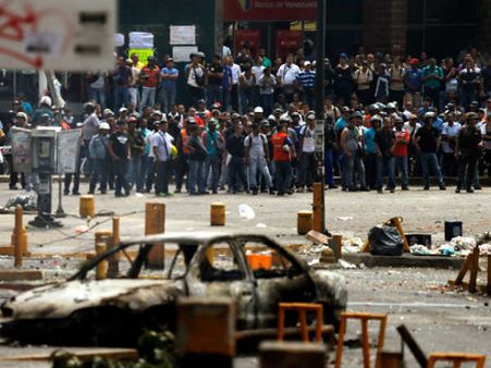 വെനസ്വേലയിൽ പ്രതിഷേധം ശക്തമാകുന്നു!!! സംഘർഷത്തിൽ നിരവധി പേർക്ക് പരിക്ക്!!!