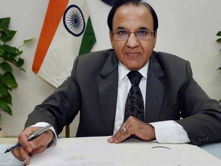 നസീം സെയ്ദിന്റെ പിൻഗാമി!!! മുഖ്യ തിരഞ്ഞെടുപ്പ് കമ്മീഷ്ണറായി അചൽ കുമാർ ജ്യോതി ചുമതലയേറ്റു!!!