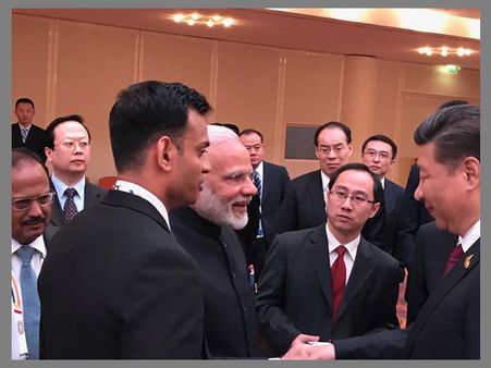 മഞ്ഞുരുകുമോ..?ജി 20 ഉച്ചകോടിക്കിടെ മോദിയും ഷീ ചിന്‍പിങ്ങും കൂടിക്കാഴ്ച നടത്തി