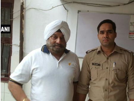 സര്‍ക്കാര്‍ ഭൂമി തട്ടിയെടുത്തെന്ന കേസില്‍ ജെറ്റ് എയര്‍വേയ്‌സ് ഓഫീസറായ മുന്‍ കേണല്‍ അറസ്റ്റില്‍