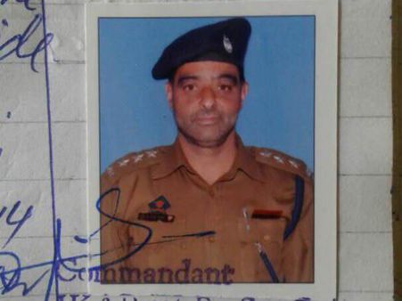 പോലീസ് ഉദ്യോഗസ്ഥനെ തല്ലിക്കൊന്ന സംഭവത്തിന് പിന്നില്‍ ഹിസ്ബുള്‍ മുജാഹിദ്ദീന്‍!! വധിച്ച ഭീകരനും പങ്ക്