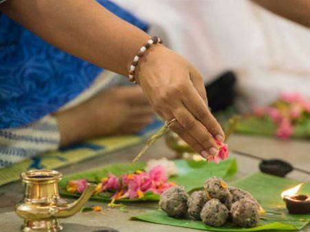 പിതൃമോക്ഷം തേടി ബലി തർപ്പണം!! നാളെ കർക്കടകവാവ്!! ഒരുക്കങ്ങൾ പൂർത്തിയായി!!