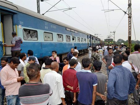 ജുനൈദ് വധം:മുഖ്യപ്രതി കുറ്റം സമ്മതിച്ചു,വധശിക്ഷ നല്‍കണമെന്ന് ജുനൈദിന്റെ പിതാവ്