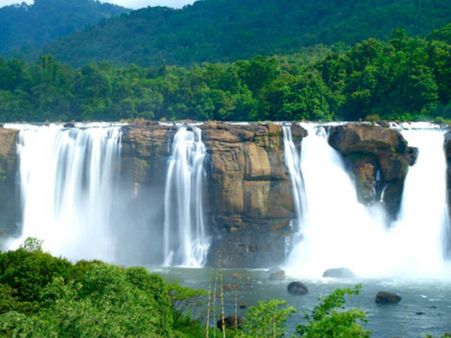 അതിരപ്പിള്ളി നടപ്പിലാക്കാന്‍ സമ്മതിക്കില്ലെന്ന് മുസ്ലീം ലീഗ്..സര്‍ക്കാരിന്‍റേത് വഞ്ചനാപരമായ നീക്കം