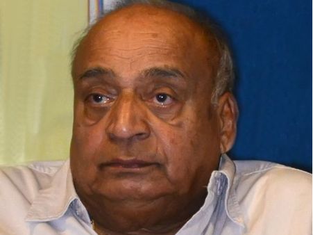 വീരേന്ദ്രകുമാര്‍ ജെഡിയുവില്‍ നിന്നും പുറത്തേക്ക് ?? എസ്‌ജെഡി വീണ്ടും സജീവമാവുമെന്ന് സൂചന