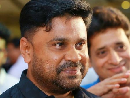 വീണ് കിടക്കുമ്പോള്‍ ചതച്ചരയ്ക്കരുത്... ശ്രീശാന്തിനും ഇതേ അവസ്ഥ, ദിലീപിന്റെ നന്‍മ തിരിച്ചറിയണം