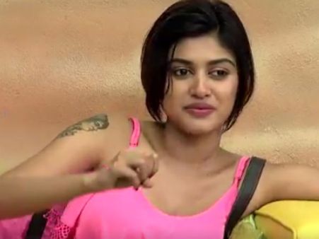 മലയാള നടി ആത്മഹത്യക്കു ശ്രമിച്ചു!!കമലഹാസനും ബിഗ് ബോസും വീണ്ടും പെട്ടു!!