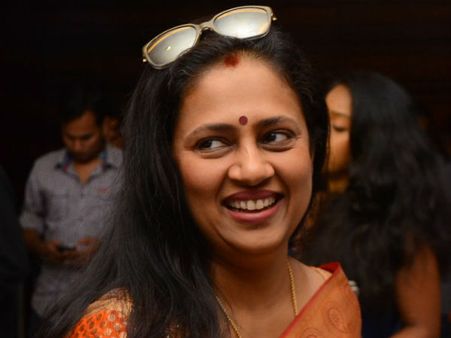 ആ വാര്‍ത്തയറിഞ്ഞപ്പോള്‍ ദിലീപ് വിളിച്ചിരുന്നു..അന്ന് തീര്‍ത്ത വിഷയമാണ്..ലക്ഷ്മി രാമകൃഷ്ണന്‍ പറയുന്നു