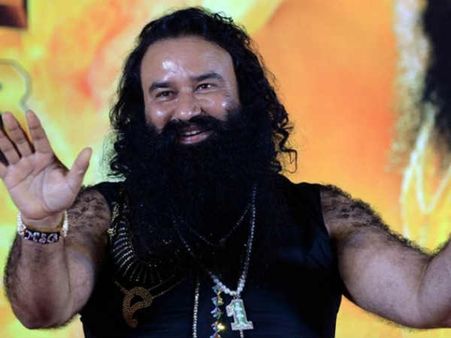 താനും ശ്രീകൃഷ്ണനും ഒരുപോലെ! പിന്നെ ഇതൊക്കെ എന്ത്... ബലാത്സംഗത്തെ ന്യായീകരിച്ച് ഗുര്‍മീത്