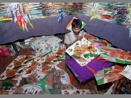 സ്വാതന്ത്ര്യ ദിനത്തില്‍ മോദി പട്ടങ്ങള്‍ ആകാശം കയ്യടക്കും: ബാഹുബലിയും നോട്ട് നിരോധനവും താരങ്ങള്‍