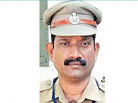 സാറിനെ അന്വേഷിച്ച വനിതാ പോലീസ് കണ്ടത് മൃതദേഹം! കോഴിക്കോട് പോലീസ് സ്റ്റേഷനുള്ളിൽ എഎസ്ഐ തൂങ്ങിമരിച്ചു