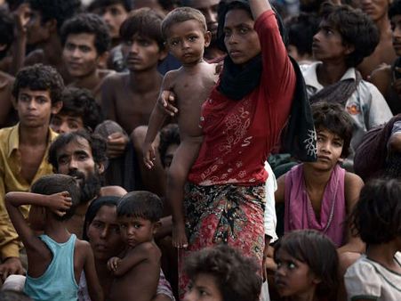 റോഹിങ്ക്യകളുടെ കൂട്ട പാലായനം; ബംഗ്ലാദേശിലെത്തിയത് ലക്ഷങ്ങള്‍, എന്നാല്‍ അവിടെയും രക്ഷയില്ല