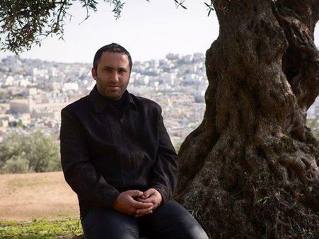 പലസ്തീന്‍ അതോറിറ്റി പ്രസിഡന്റിനെതിരെ ഫേസ്ബുക്ക് പോസ്റ്റ്; മനുഷ്യാവകാശ പ്രവർത്തകൻ അറസ്റ്റിൽ