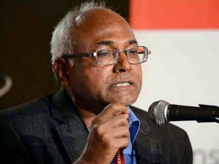 ആദ്യം ഭീഷണി ഇപ്പോൾ വധശ്രമം, എഴുത്തുകാരന്‍ കാഞ്ച ഐലയ്യക്ക് നേരെ ആക്രമണം