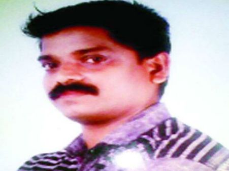 വിവാഹത്തിന് തലേദിവസം യുവാവ് ട്രെയിനിന് മുന്നിൽ ചാടി ജീവനൊടുക്കി; കാത്തിരുന്നത് ആർക്കു വേണ്ടി?