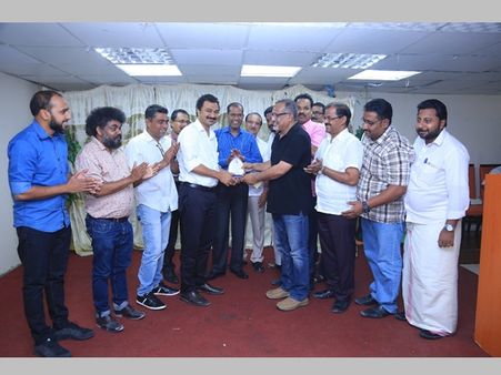 മാധ്യമ പ്രവര്‍ത്തകന്‍ എം ഫിറോസ് ഖാന്‍ ദുബായിലെ പ്രവാസി സമൂഹം യാത്രയയപ്പ് നല്‍കി