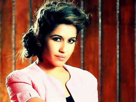 സ്ത്രീകള്‍ മര്‍ദ്ദിച്ച ടാക്‌സി ഡ്രൈവർക്ക് പിന്തുണയുമായി രഞ്ജിനി ഹരിദാസ്.... പൊതുസമൂഹം പ്രതികരിക്കണം